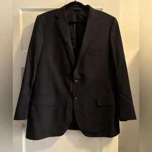 Brooks Brothers 100% wool semi-lined two-button jacket. Navy. Size 45R.